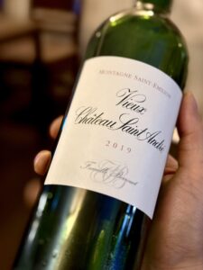 vieux-chateau-saint-andre-비외샤토생앙드레-2019-front