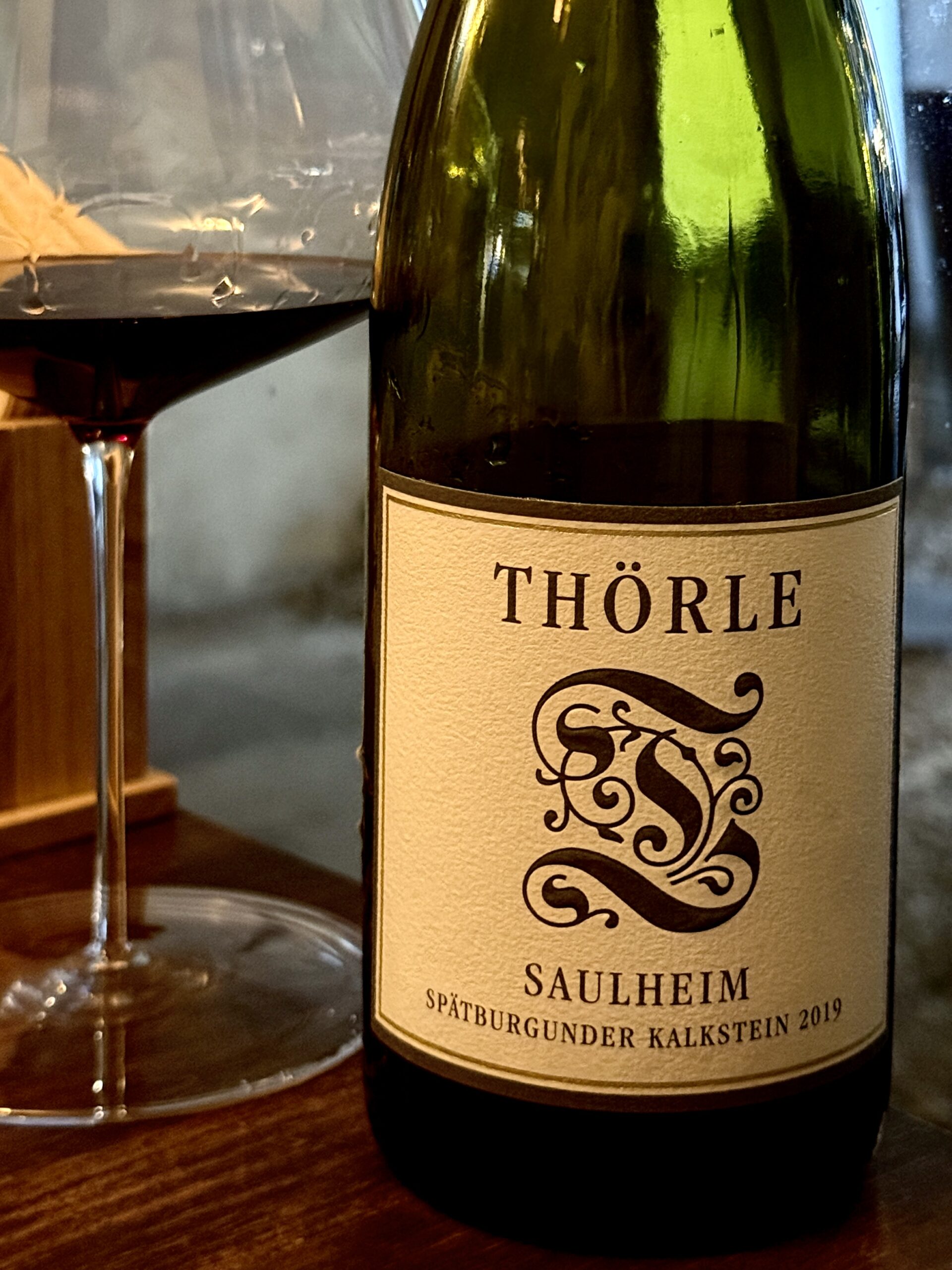 Thorle-Saulheim-Spatburgunder-Kalkstein-퇴를레자울하임슈페트부르군더칼크슈타인-2019-front