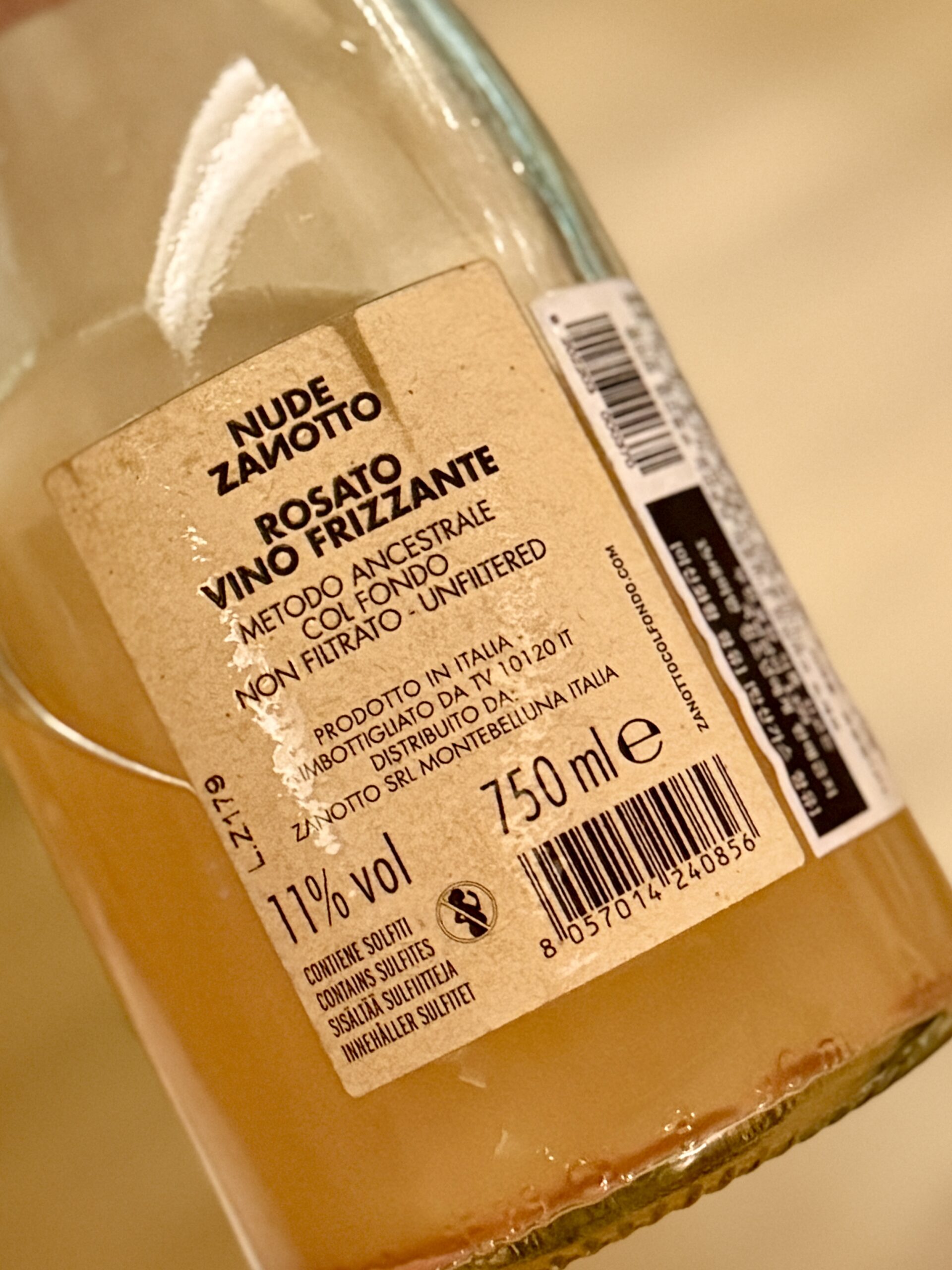 zanotto-nude-rosato-vino-frizzante-자노토누드로사토비노프리잔테-NV-back